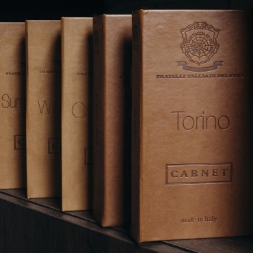 Italiamo-Atelier-włoskie-tkaniny-Vitale-Barberis-Canonico-Made-To-Measure-Warszawa-1